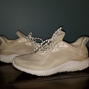 Adidas Alpha Bounce
